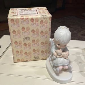 Precious Moments “The Purr-fect Grandma” #E-3109 collectible with box. 1979